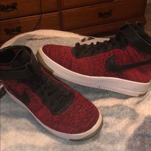 Men’s size 8 Nike shoes